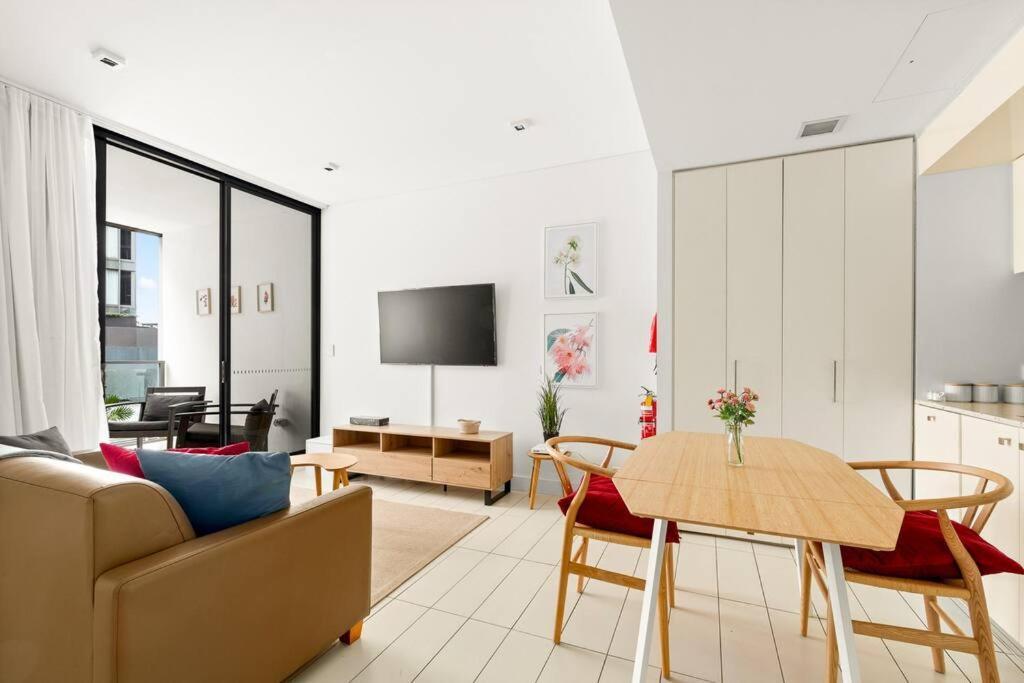 Apartment Secluded Surry Hills Escape With Private Balcony *