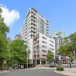 Secluded Surry Hills Escape With Private Balcony