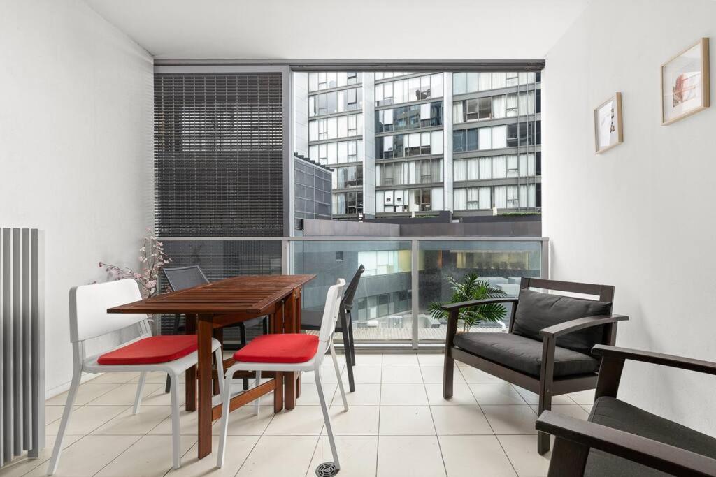 Apartment Secluded Surry Hills Escape With Private Balcony *
